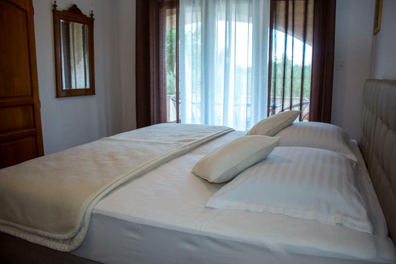 קרק Apartman Mariolina מראה חיצוני תמונה