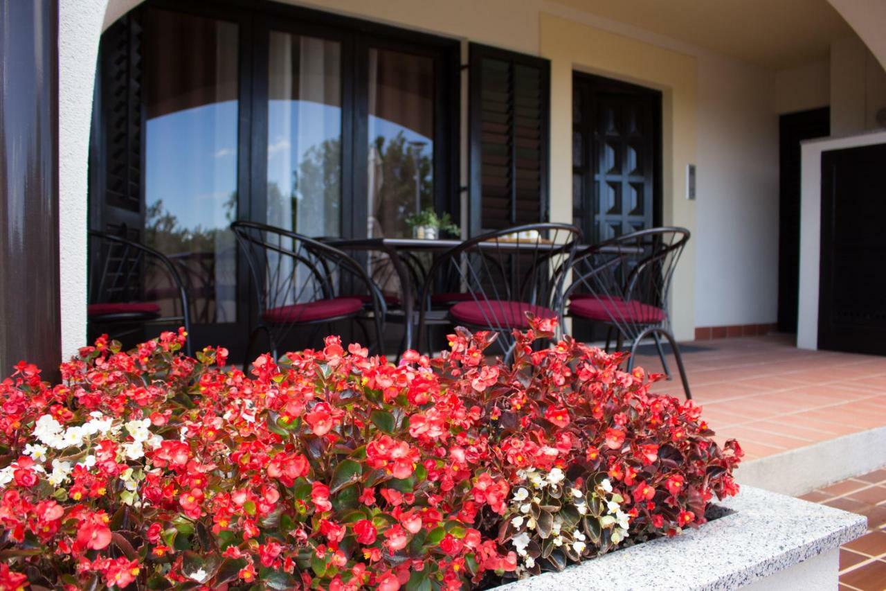 קרק Apartman Mariolina מראה חיצוני תמונה